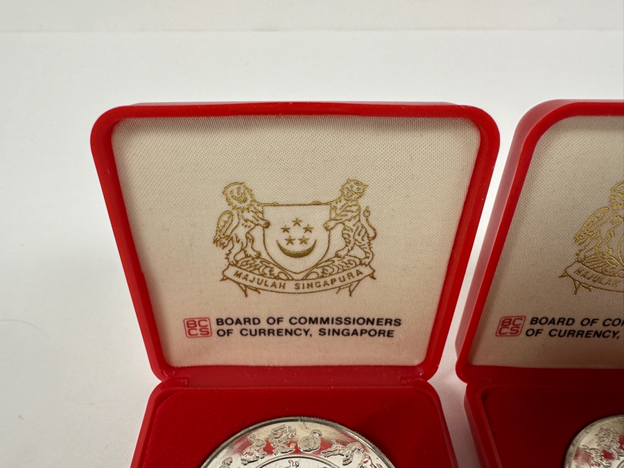 Pair Of 1988 Singapore $10 Dollar Coins Year Of The Dragon Nickel Composition [Photo 4]