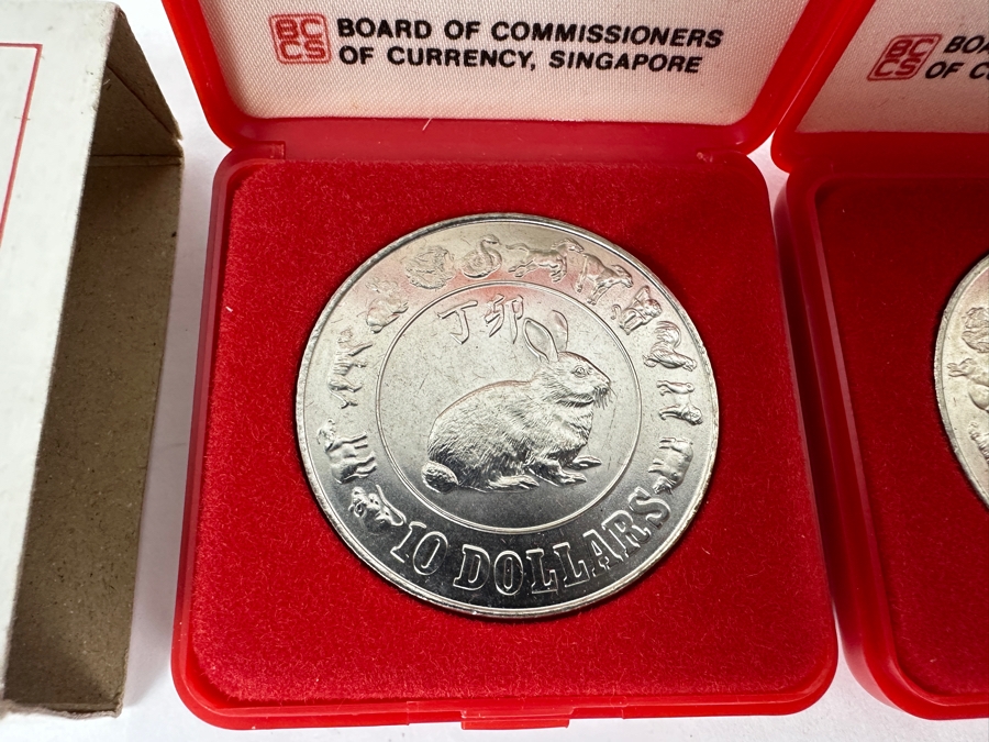 Pair Of 1987 Singapore $10 Dollar Coins Year Of The Rabbit Nickel Composition [Photo 2]