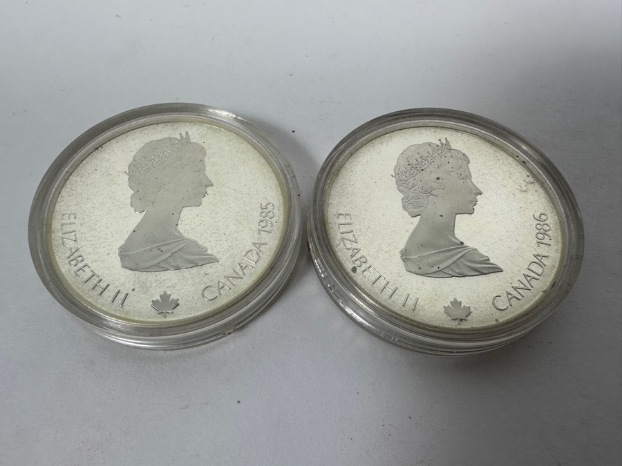Pair Of 1988 Canada $20 Dollar Silver Coins Commemorating The Calgary Winter Olympics By The Royal Canadian Mint .925 Sterling Silver 34.07g Each - 68.14g Total Sterling Weight [Photo 4]