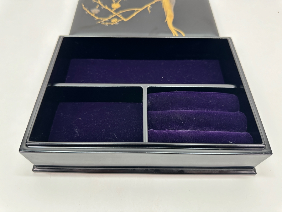 Vintage Japanese Lacquer Jewelry Box 8.5W X 6.5D X 2.75H [Photo 6]