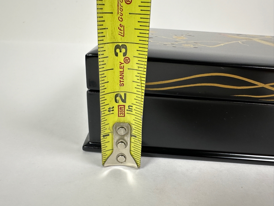 Vintage Japanese Lacquer Jewelry Box 8.5W X 6.5D X 2.75H [Photo 13]