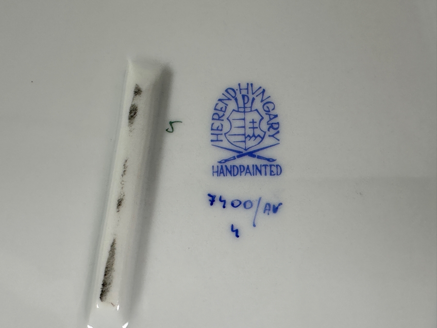 Herend Hand Painted Porcelain Reticulated Dish 13.5W X 9D X 3H [Photo 8]