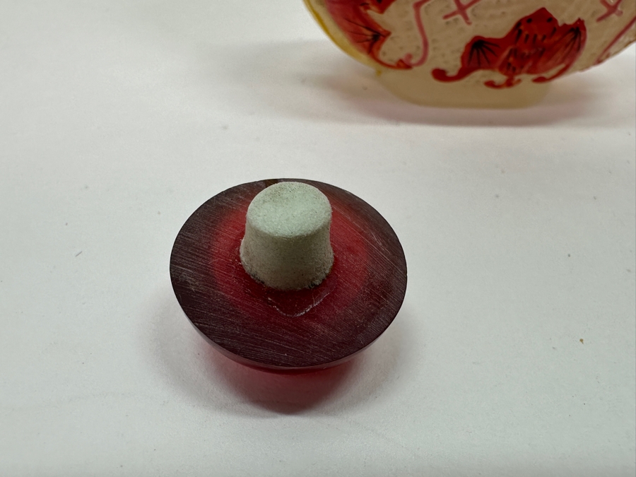 Vintage Chinese Hand Painted Glass Snuff Bottle Decorated With Bats And Featuring A Central Shou Symbol 3H [Photo 8]