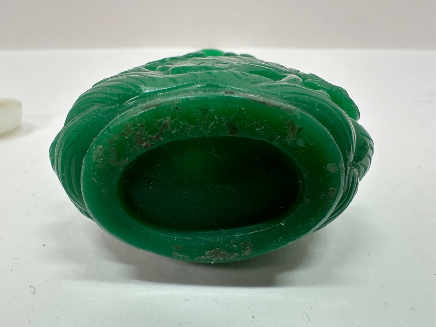 Vintage Chinese Carved Green Stone Snuff Bottle Featuring Pair Of Fish On One Side And Floral Design On The Other 3'H [Photo 11]