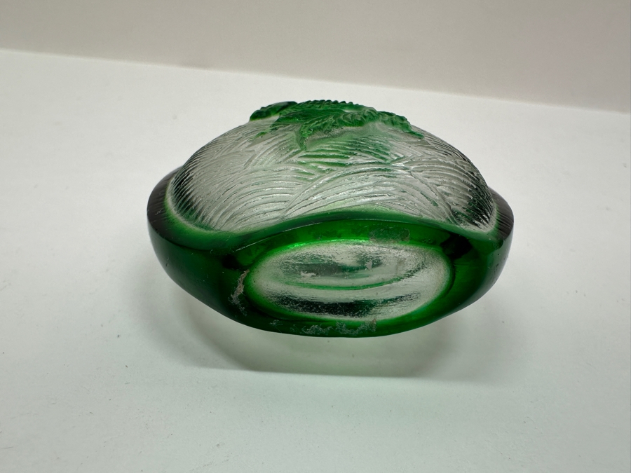 Vintage Chinese Carved Green To Clear Glass Koi Fish Turtle Snuff Bottle 2.75'H [Photo 9]