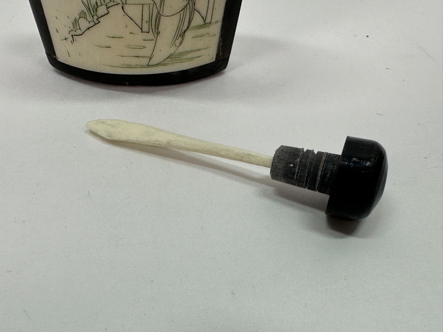 Vintage Chinese Hand Carved Bone Perfume Bottle 2.75'H [Photo 11]