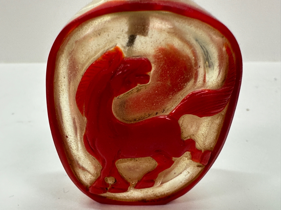 Old Chinese Red Overlay Glass Snuff Bottle Featuring Horses 2.5H [Photo 10]