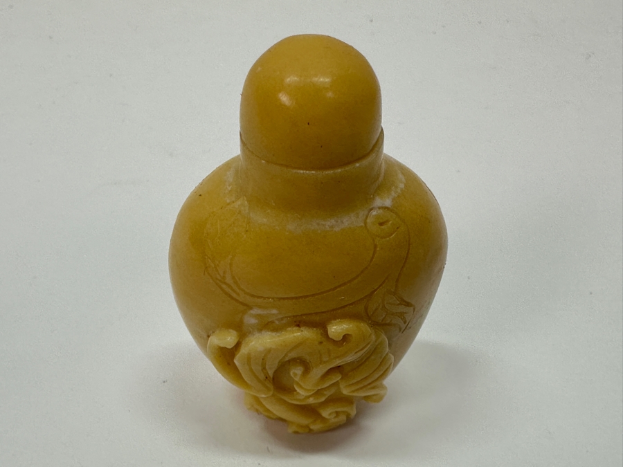 Vintage Chinese Carved Yellow Stone Snuff Bottle 2 3/8'H [Photo 5]
