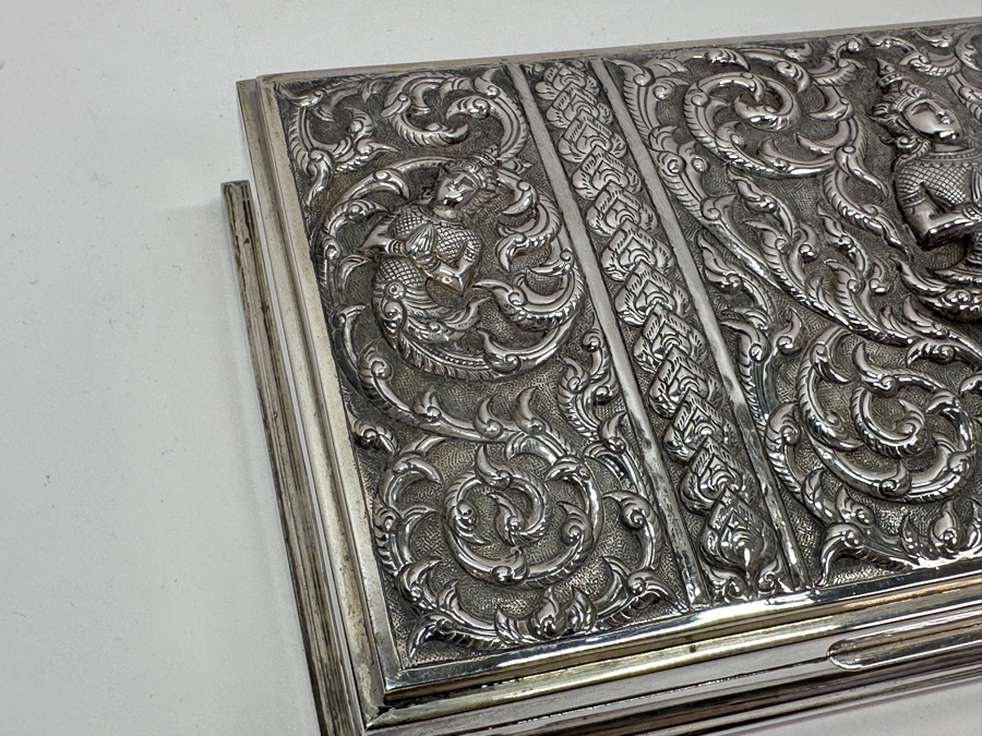 Stunning Vintage Repousse Sterling Silver Box From Thailand 8.25W X 4.25D X 1.75H 523g [Photo 6]
