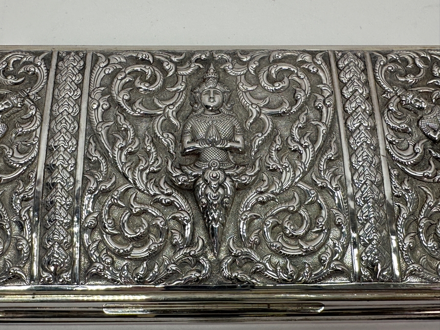 Stunning Vintage Repousse Sterling Silver Box From Thailand 8.25W X 4.25D X 1.75H 523g [Photo 5]