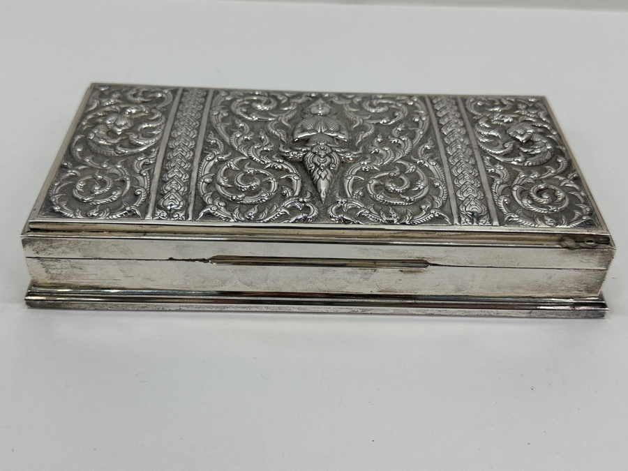 Stunning Vintage Repousse Sterling Silver Box From Thailand 8.25W X 4.25D X 1.75H 523g [Photo 8]