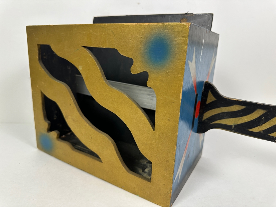 Just Added - Vintage Wooden Hand Painted Dagger Chest Magician's Prop Magic Trick Dagger Livestock Vanish 10W X 6D X 8.5H Wooden Sword Is 16L [Photo 6]