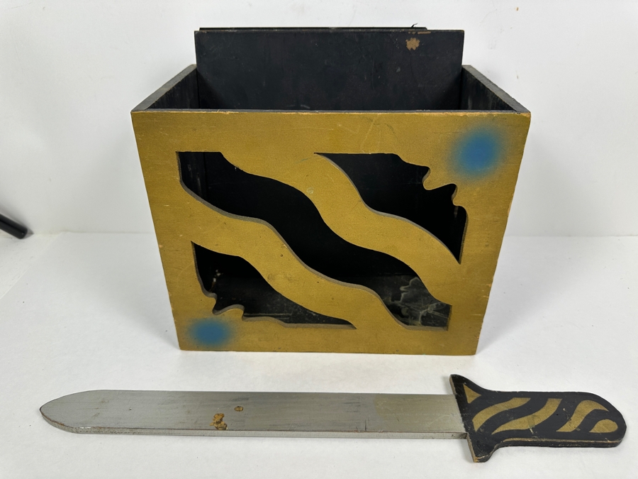 Just Added - Vintage Wooden Hand Painted Dagger Chest Magician's Prop Magic Trick Dagger Livestock Vanish 10W X 6D X 8.5H Wooden Sword Is 16L [Photo 4]