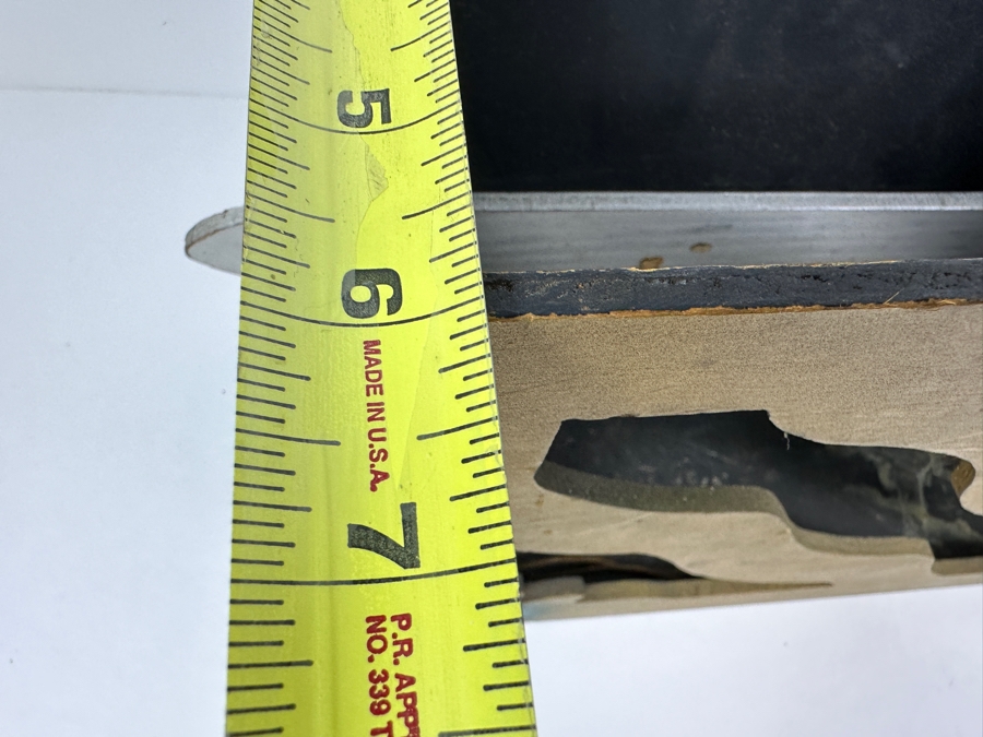 Just Added - Vintage Wooden Hand Painted Dagger Chest Magician's Prop Magic Trick Dagger Livestock Vanish 10W X 6D X 8.5H Wooden Sword Is 16L [Photo 10]