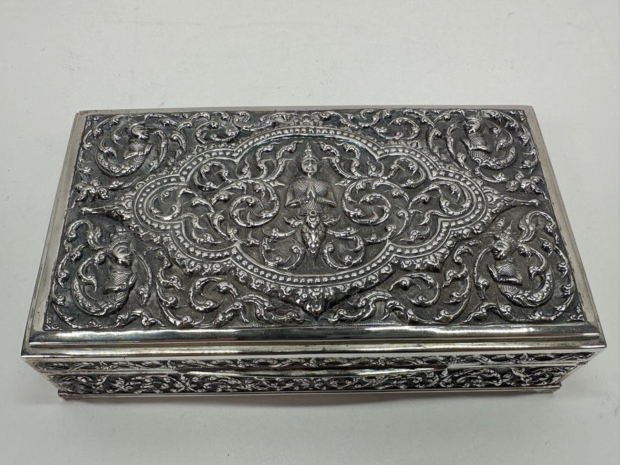Stunning Vintage Repousse Sterling Silver Box From Thailand Made In Siam Presented To Hsuan Owyang May 1967 6.25W X 3.5D X 2H 385g [Photo 2]