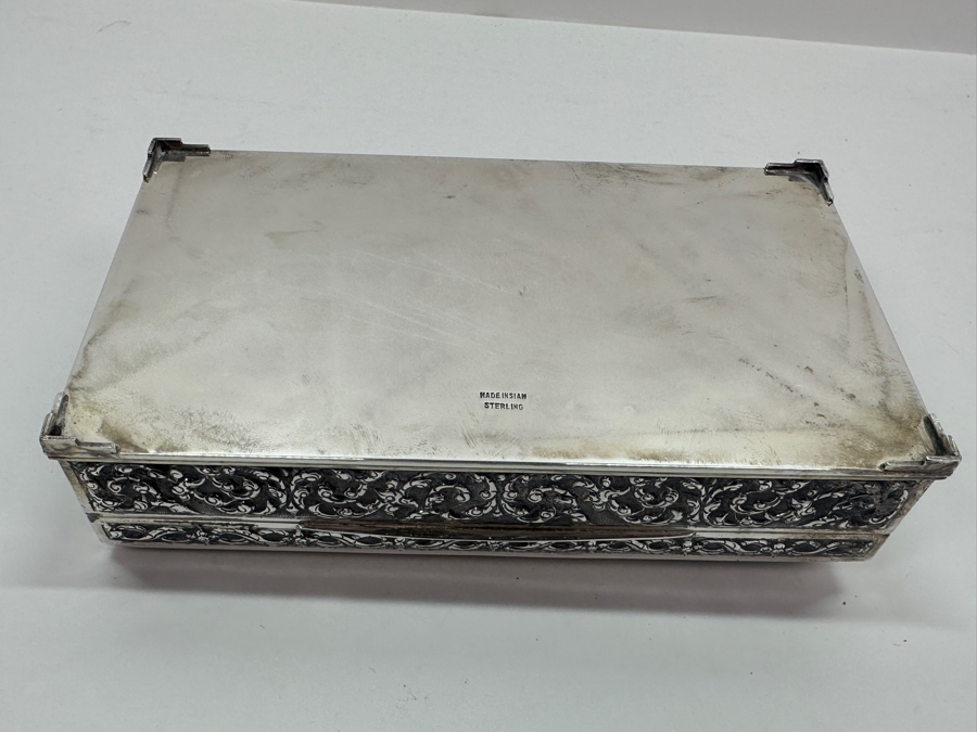 Stunning Vintage Repousse Sterling Silver Box From Thailand Made In Siam Presented To Hsuan Owyang May 1967 6.25W X 3.5D X 2H 385g [Photo 9]