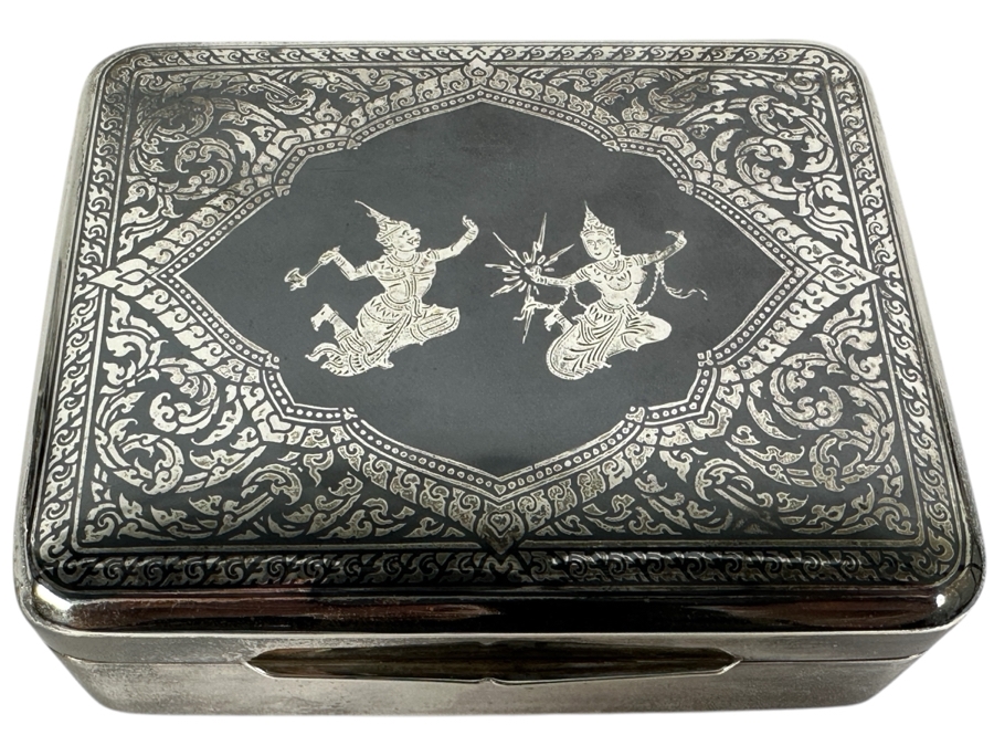 Vintage Sterling Silver Box From Thailand Thainakon 4.5W X 3.5D X 1.5H 279g [Photo 1]