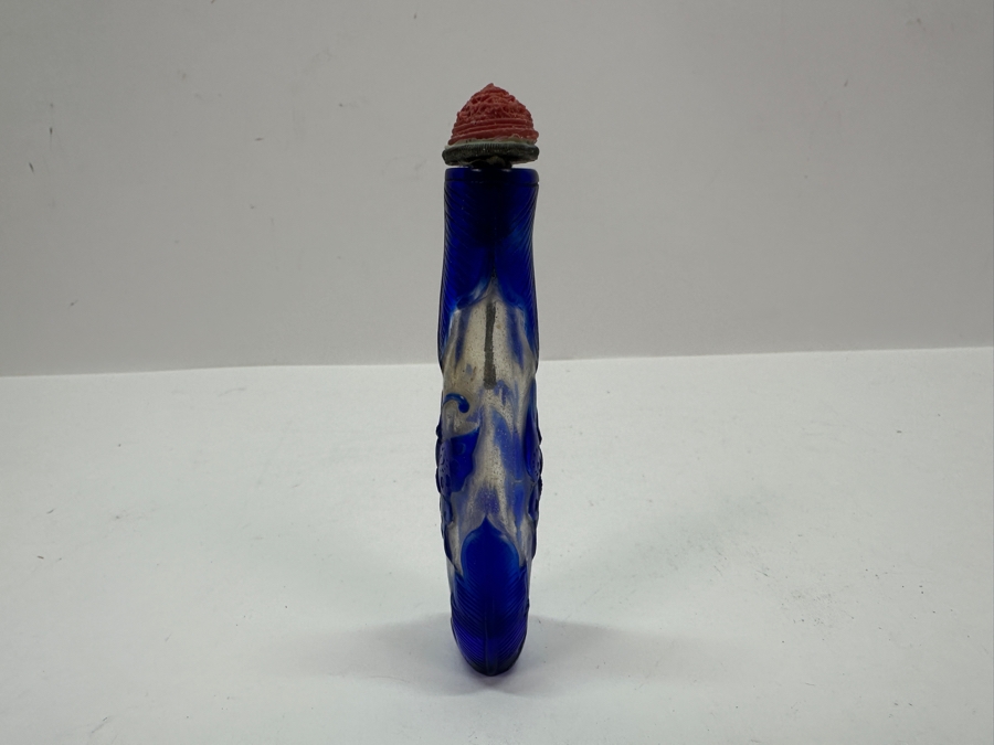Vintage Chinese Blue Overlay Glass Snuff Bottle Featuring Butterflies 4.25H [Photo 6]