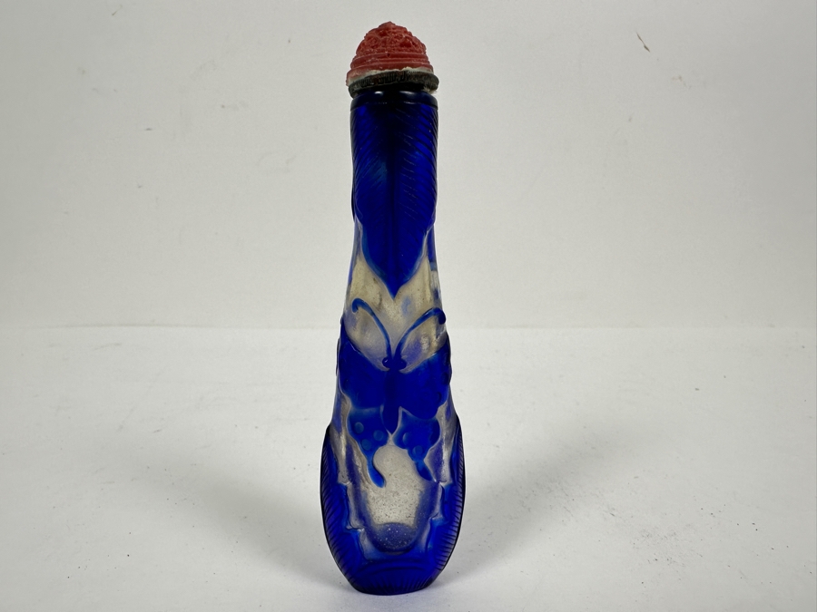 Vintage Chinese Blue Overlay Glass Snuff Bottle Featuring Butterflies 4.25H [Photo 2]
