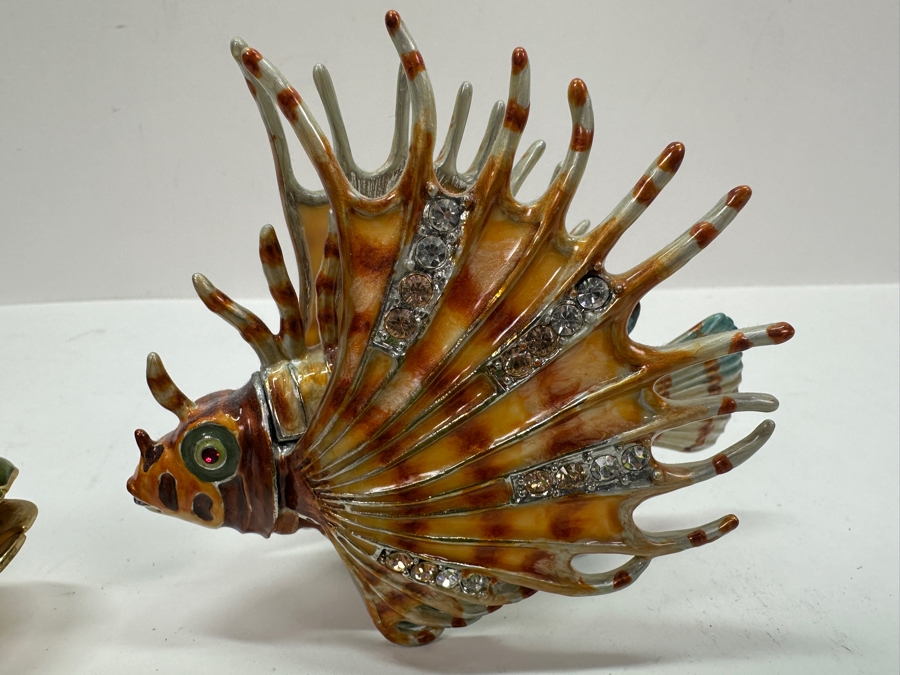 Set Of Four Enameled Fish Trinket Boxes With Crystals [Photo 5]