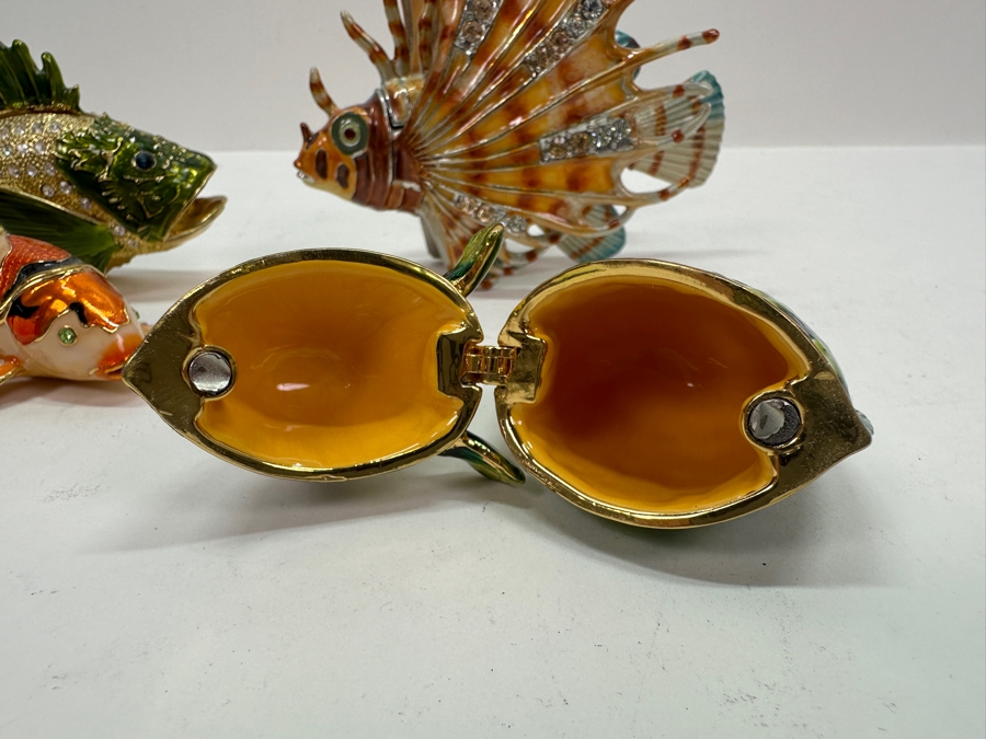 Set Of Four Enameled Fish Trinket Boxes With Crystals [Photo 8]