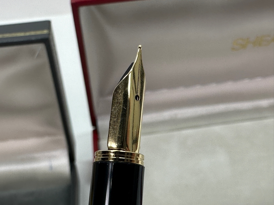 Sheaffer Fountain Pen With 14K Gold Nib And Gold EP Sheaffer Fountain Pen [Photo 11]