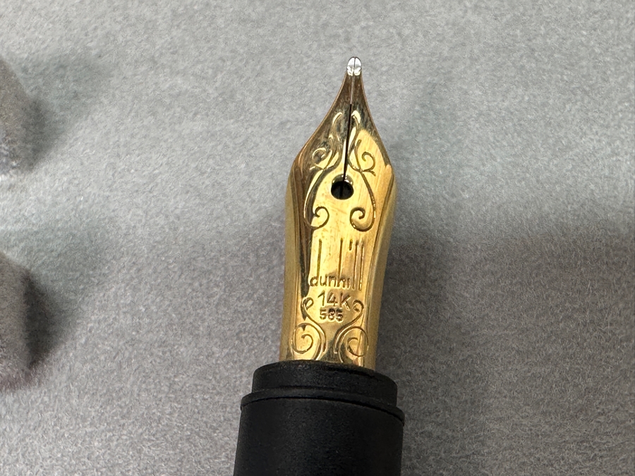 Vintage Dunhill Gemline Black Fountain Pen With 14k Gold Nib [Photo 10]