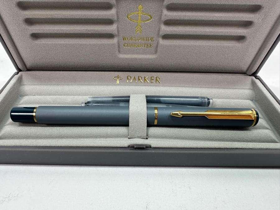 Vintage Parker Fountain Pen [Photo 4]