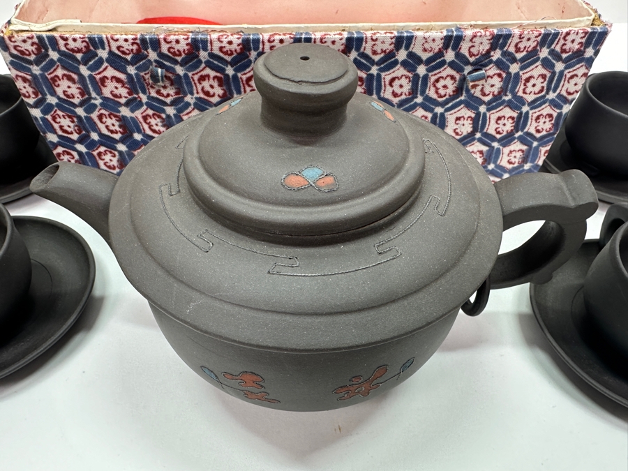 Vintage Asian Clay Teapot Set With Four Cups And Saucers And Original Box [Photo 6]