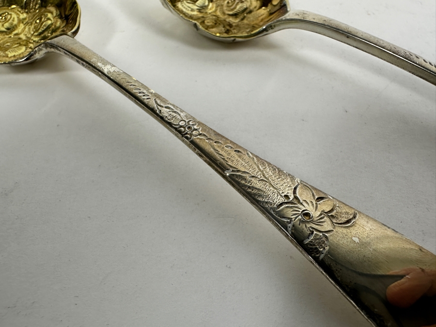 Pair Of Antique Victorian Sterling Silver Sheffield Berry Spoons By M&W 139.7g [Photo 4]