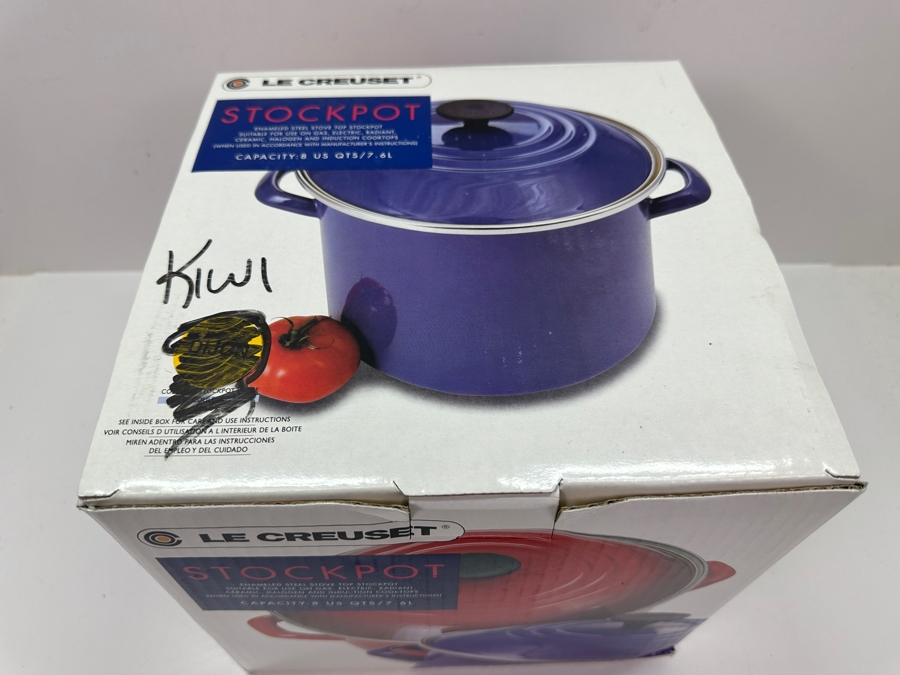 New Le Creuset Stockpot 8 US Qts 7.6L Kiwi Green Color [Photo 2]