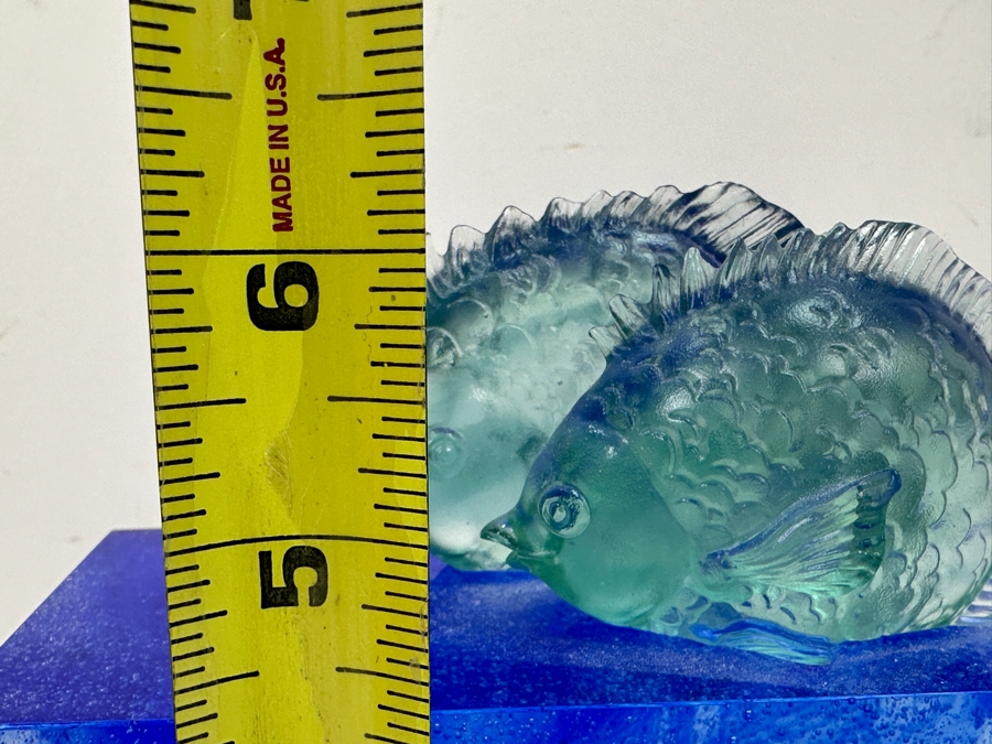 Liuli Gongfang Liuligongfang Crystal Glass Fish Sculpture Artist Signed 2002 With Original Box Taiwan Artistic Chinese Glassware 8.25W X 8H [Photo 11]