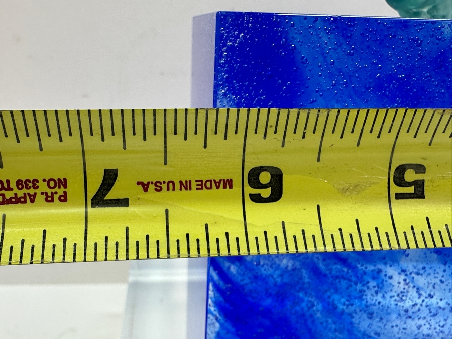 Liuli Gongfang Liuligongfang Crystal Glass Fish Sculpture Artist Signed 2002 With Original Box Taiwan Artistic Chinese Glassware 8.25W X 8H [Photo 9]