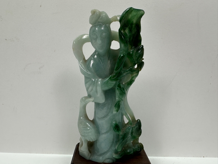 Vintage Chinese Carved Jadeite Guanyin Sculpture On Wooden Base 5.5H [Photo 2]
