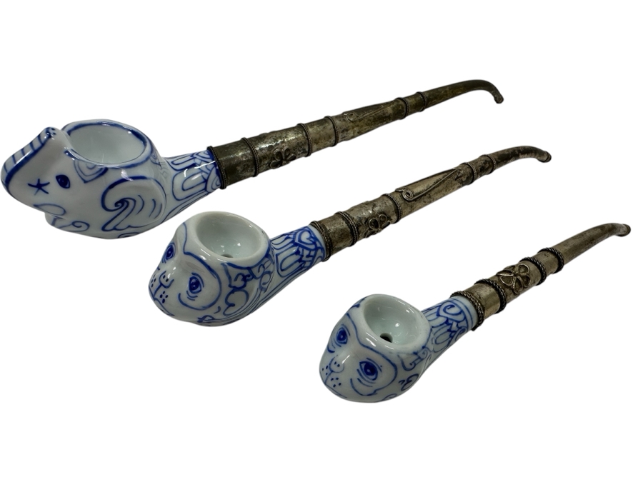 Set Of Three Thai Porcelain Blue And White Smoking Pipes Two Monkies And One Elephant 10.5L To 6L [Photo 1]