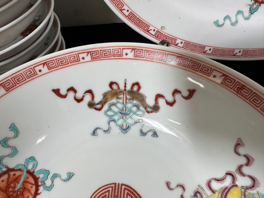 Chinese Hand Painted Famille Rose Porcelain China Service [Photo 5]