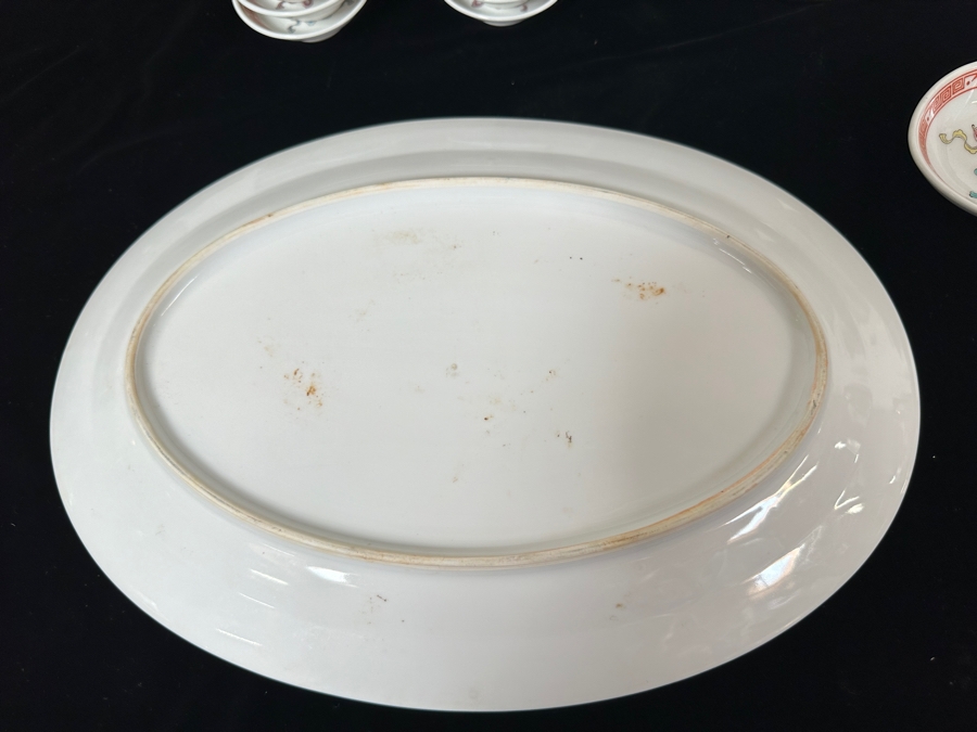 Chinese Hand Painted Famille Rose Porcelain China Service [Photo 9]