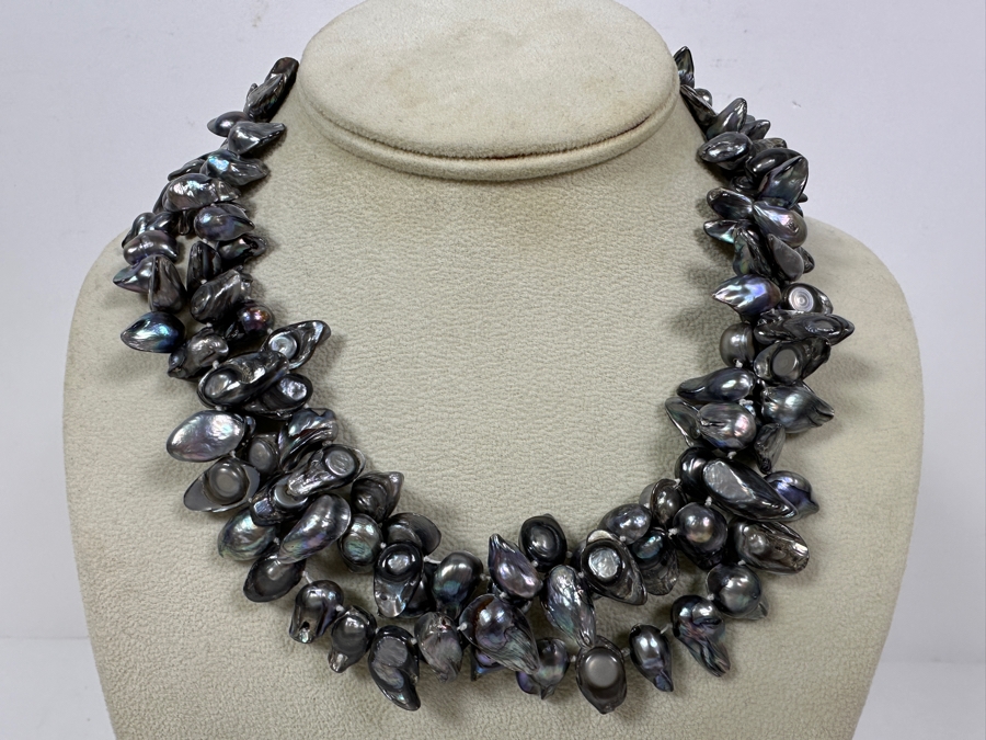 17' Multi-Strand Pearl Necklace [Photo 2]