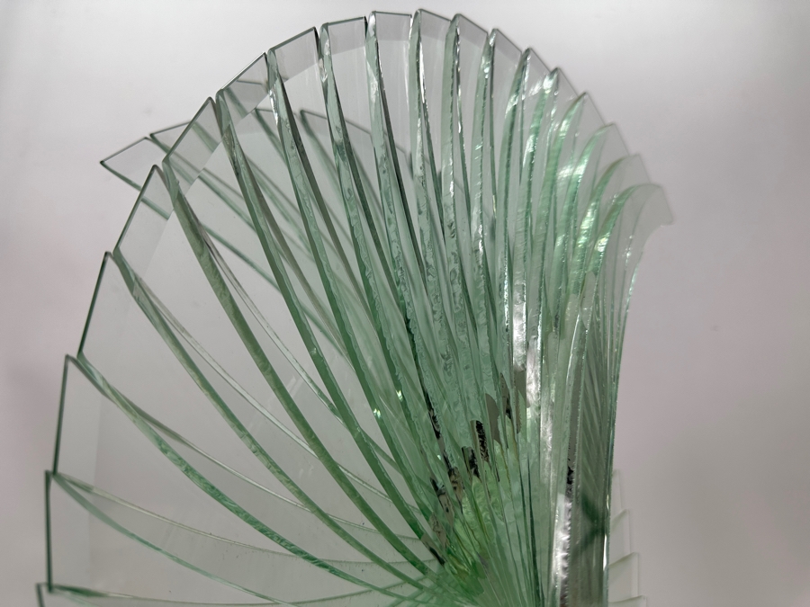 Spiral Motion Glass Sculpture 16W X 8D X 16H [Photo 6]
