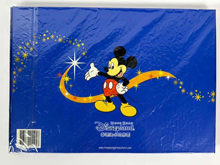 Rare Sealed Set Of Hong Kong Disneyland 50 Years Of Magic Anticipation Of The Hong Kong Disneyland Opening Stamp Pane And Pin Commemorative Set 13 X 9 [Photo 3]