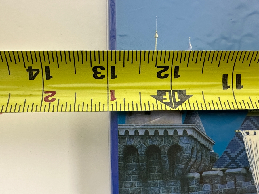 Rare Sealed Set Of Hong Kong Disneyland 50 Years Of Magic Anticipation Of The Hong Kong Disneyland Opening Stamp Pane And Pin Commemorative Set 13 X 9 [Photo 5]