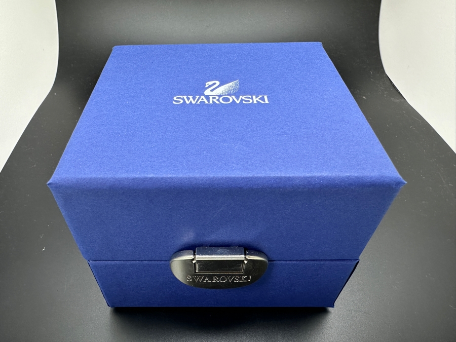 Swarovski Crystal 'Cheerful Times' Girl #626247 with Box 2'H [Photo 6]