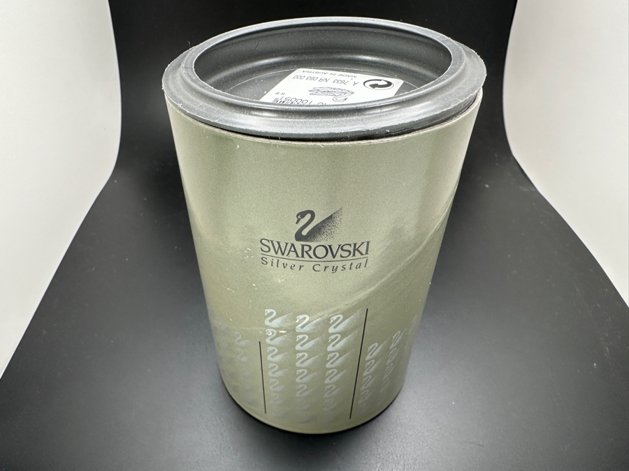 Swarovski Crystal Swan #4117276 and Large Swan #010005 with Boxes 1.5'H and 2'H [Photo 9]