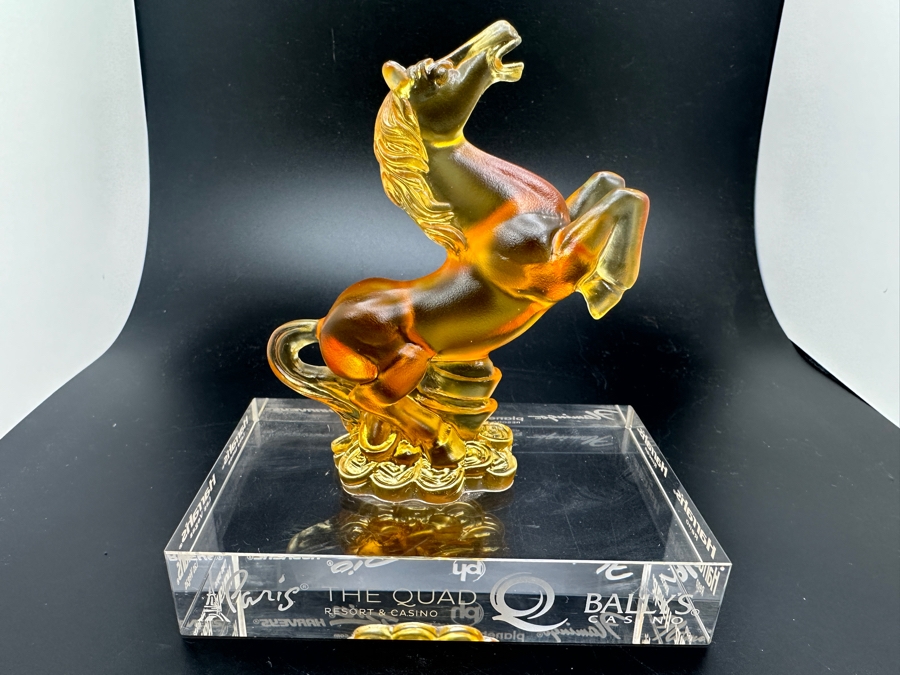 Horse Figurine On Casino Themed Acrylic Base 4.5H [Photo 2]