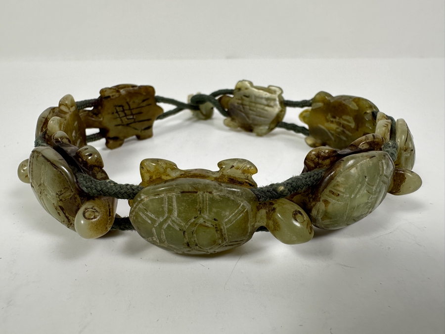 Vintage Chinese Carved Jadeite Turtles Signed Choker 13' Necklace [Photo 2]
