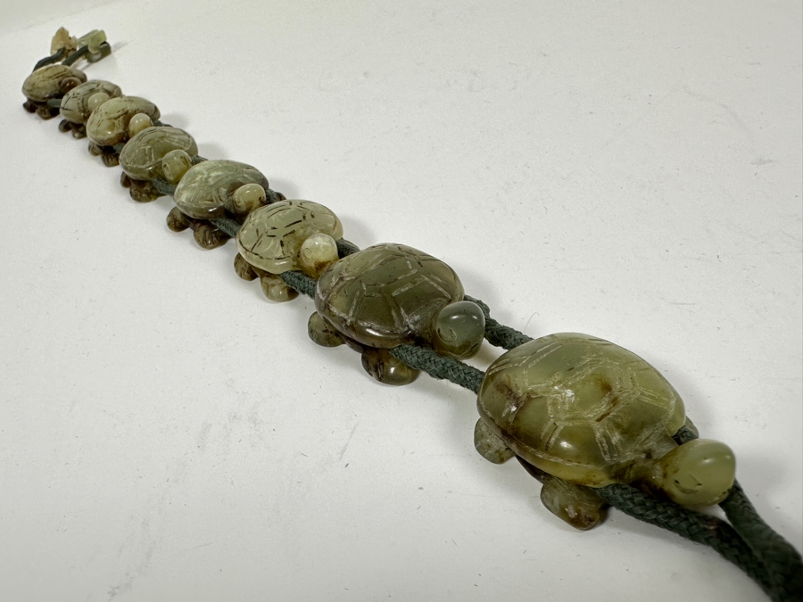 Vintage Chinese Carved Jadeite Turtles Signed Choker 13' Necklace [Photo 8]