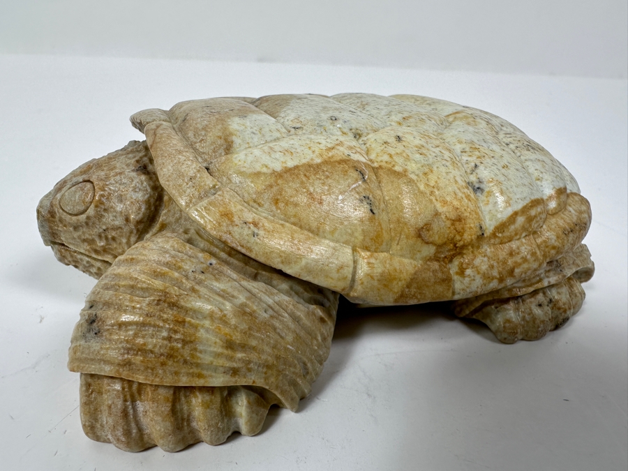 Hand Carved Steatite Native American Turtle Figurine By Guy Williams Of The Cayuga Tribe 4.5W 500g [Photo 4]
