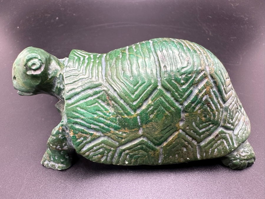 Vintage Hand Carved Jade Turtle Figurine Signed E.M. 167g [Photo 2]