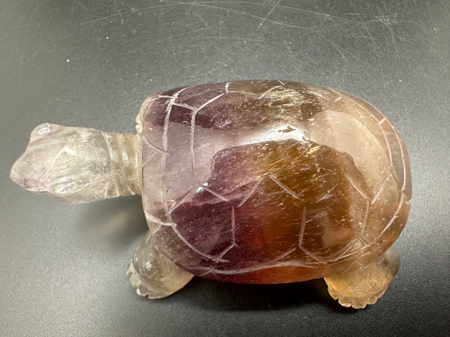Hand Carved Fluorite Turtle Figurine 100g [Photo 3]