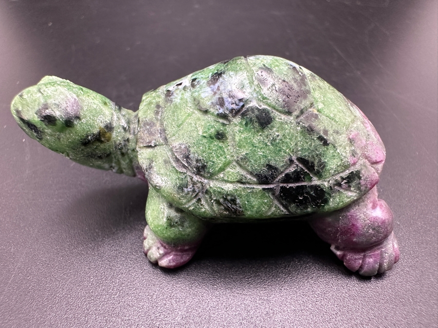Hand Carved Ruby Zoisite Turtle Figurine 55g [Photo 3]